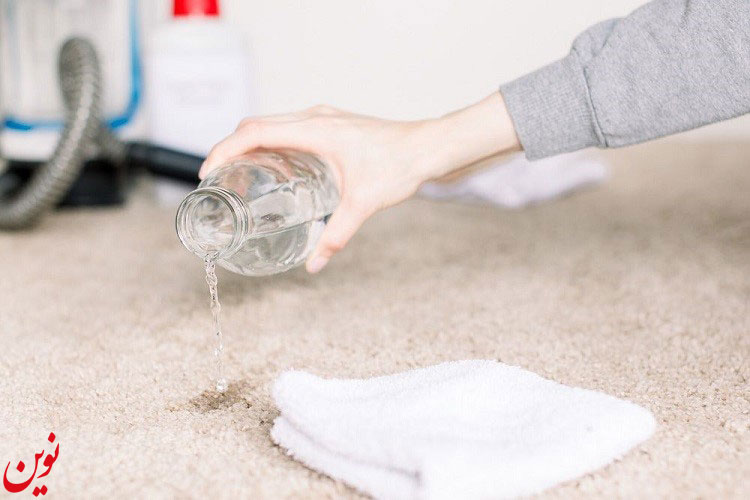 تمیز کردن لکه قهوه روی فرش