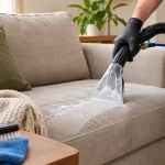 شستن مبل با شامپو فرش چگونه است؟ آموزش مرحله‌به‌مرحله